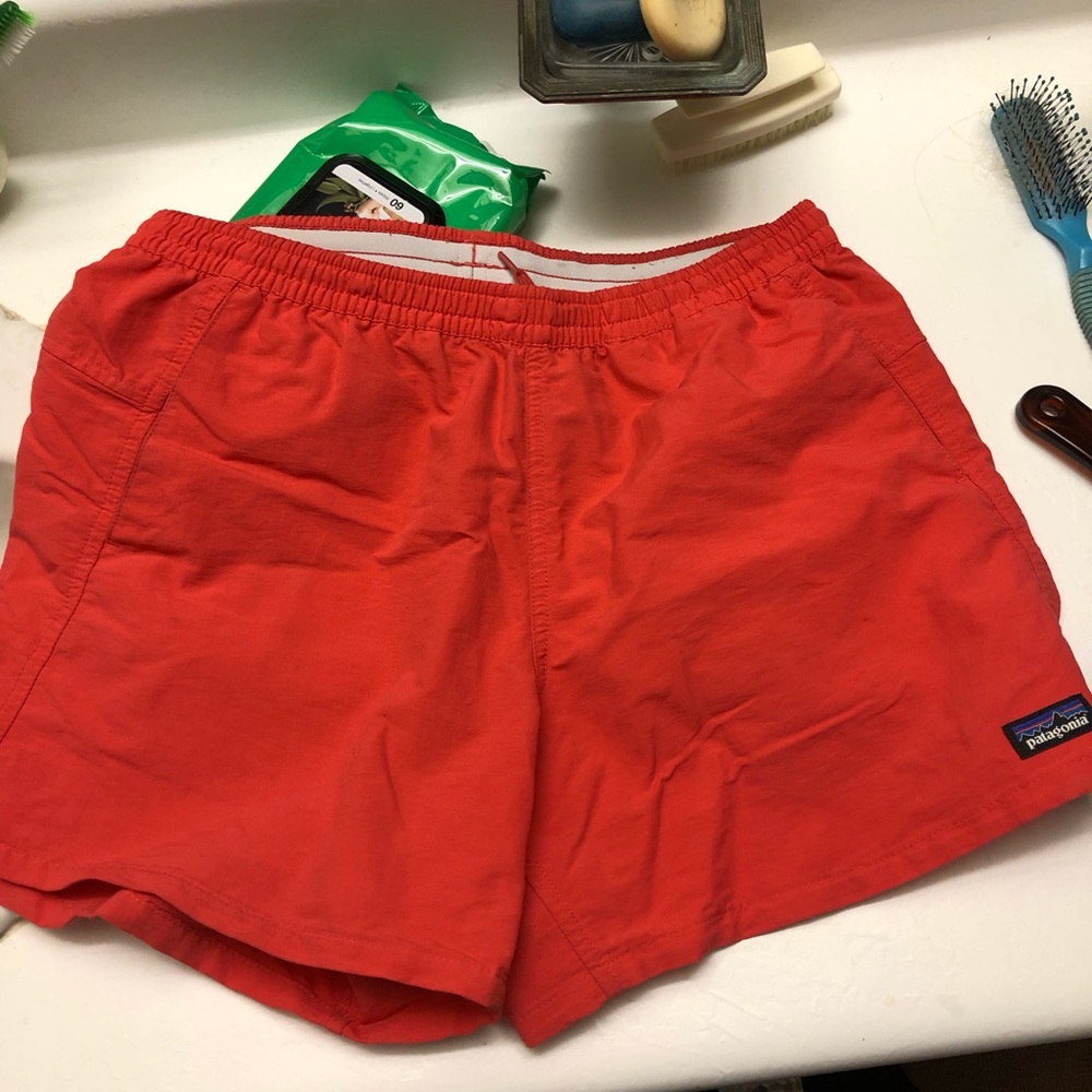 Women’s medium Patagonia baggie shorts